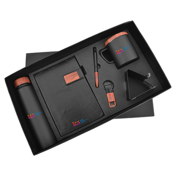 Ultimate Onboarding Box showcasing a water bottle, diary, pen, keychain, mobile stand, and mug for a thoughtful and functional onboarding experience.