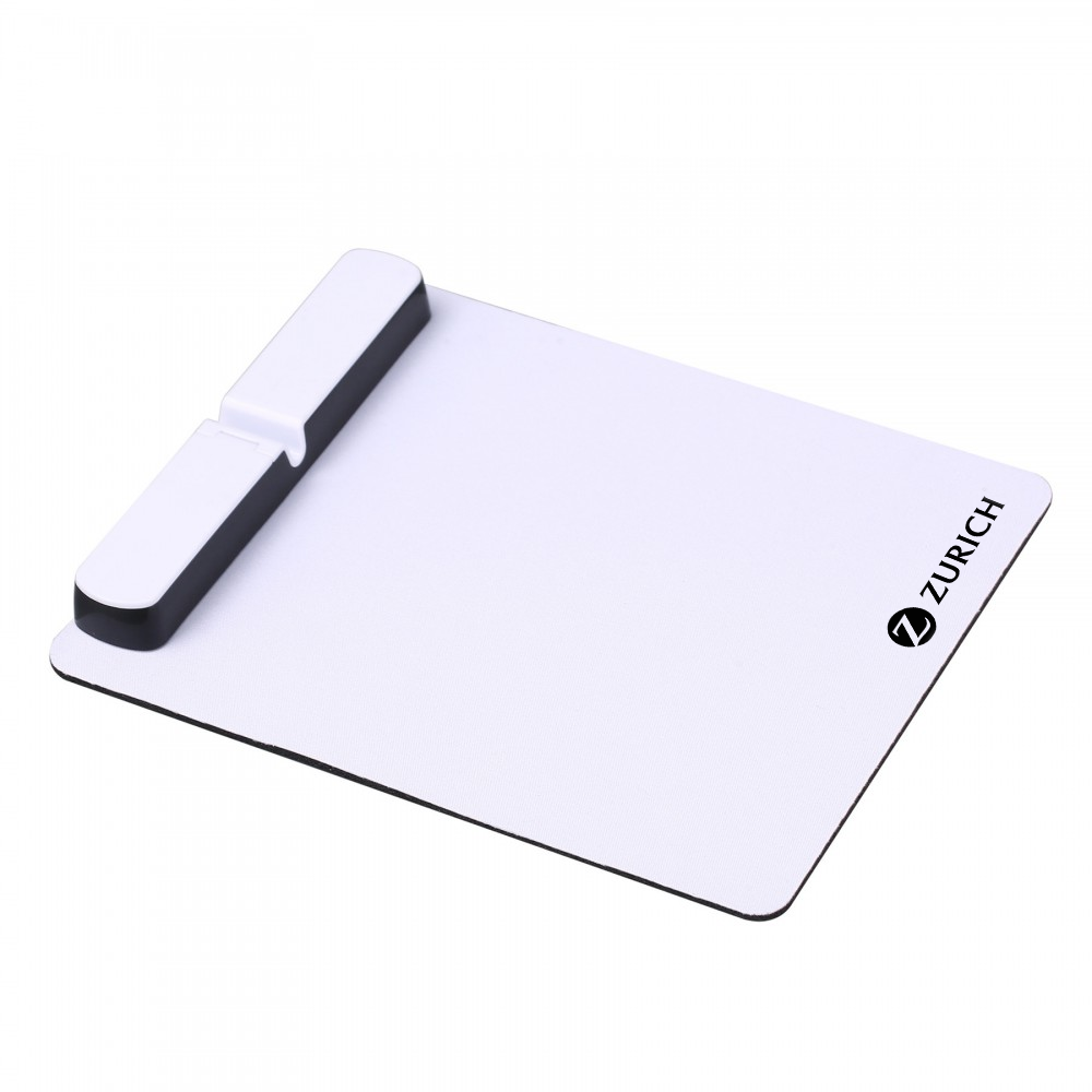 PowerPad - Mouse Pad with USB Hub and included cable, a convenient solution for organizing your workspace and powering devices.